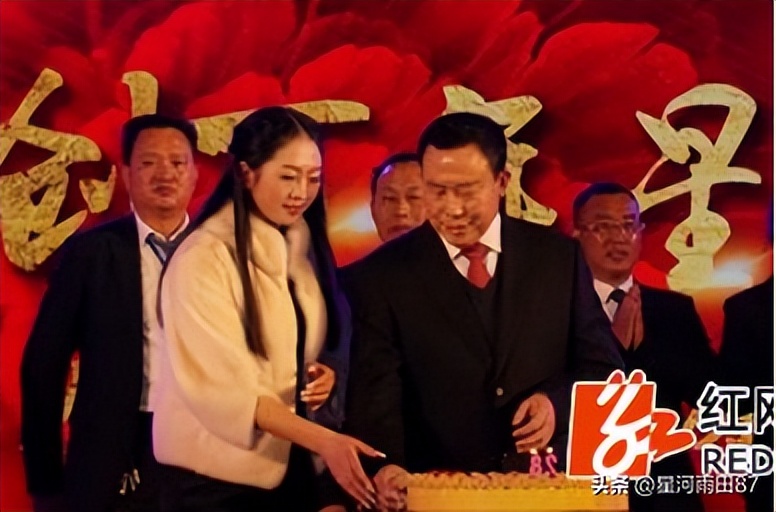 励志小说《当今奇人周兴和》之七十五艰难创业的途程