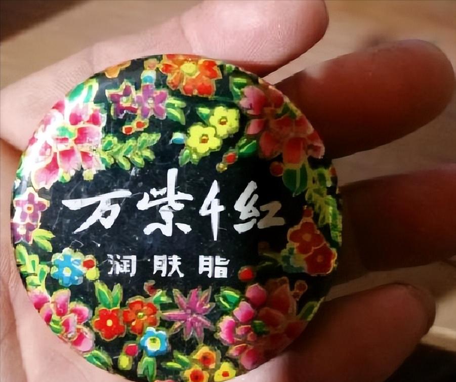 八十年代供销社买过的日用商品 (6070年代供销社卖的日用品老物件)