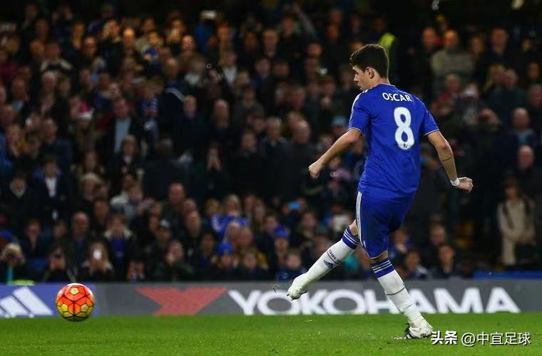 一个为了金钱不惜放弃一切的人,一个为了金钱可以放弃尊严的人