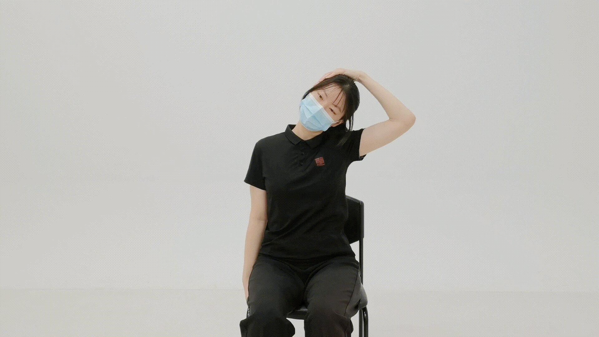 肩膀一动肩胛骨咔咔响,肩膀一动就咔咔响怎么回事