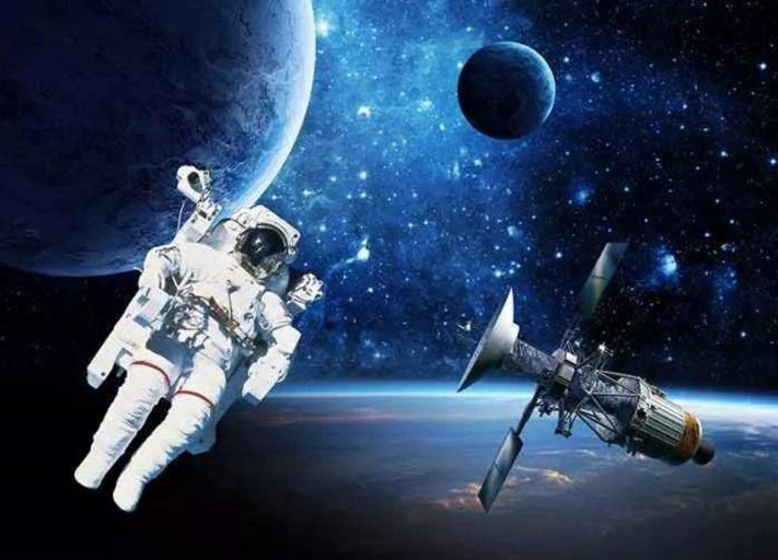 美国登月有哪几个疑点,曾经的美国登月是真实的吗