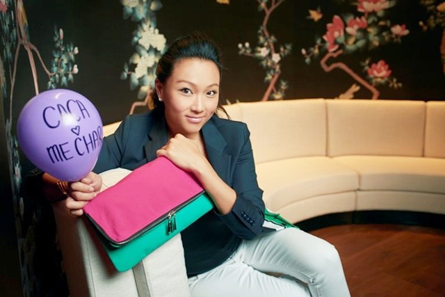 棣欐腐璞棬濂充汉鍑鸿建,棣欐腐濂虫槦琚瘜璞姏寮冪敓涓夊瓙