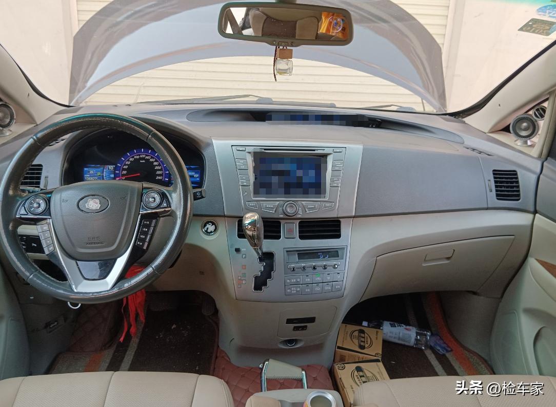 二手比亚迪m6价格,比亚迪m6二手买手动还是自动