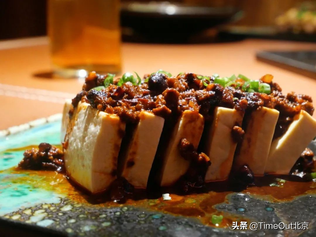 吃饱喝美幸福满溢，京城7个餐饮新消息