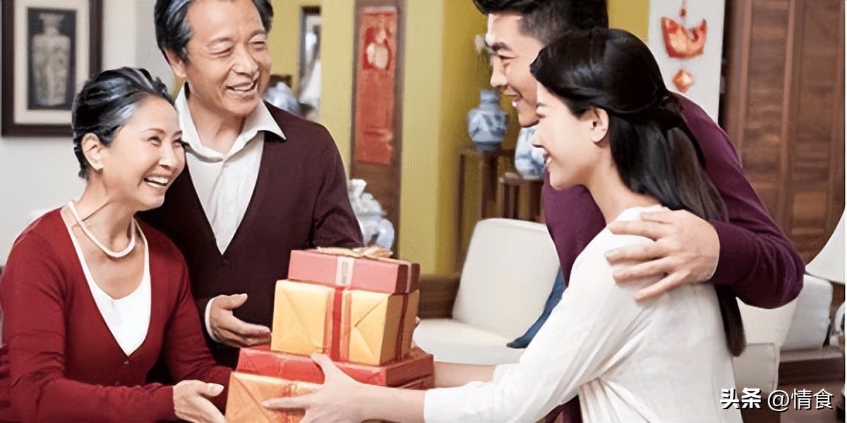 给家里老人送什么礼物比较实用,今年元旦给老人买什么礼物