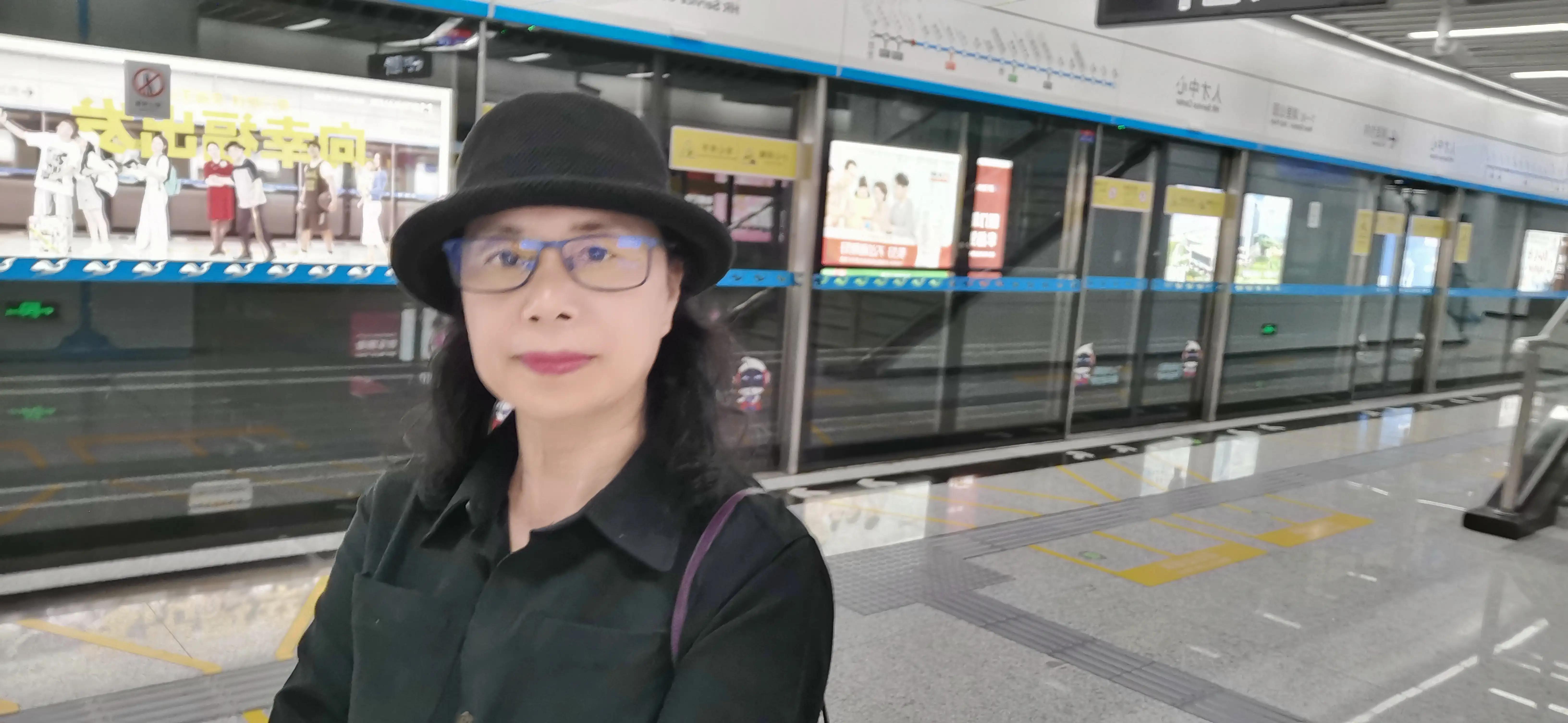 一人一车自驾游装备,两辆车自驾游需要带什么装备