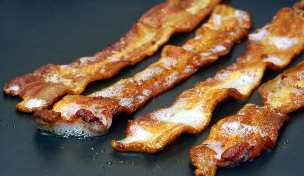 茶油烧到什么程度炒菜才好吃,正宗茶油如何炒菜