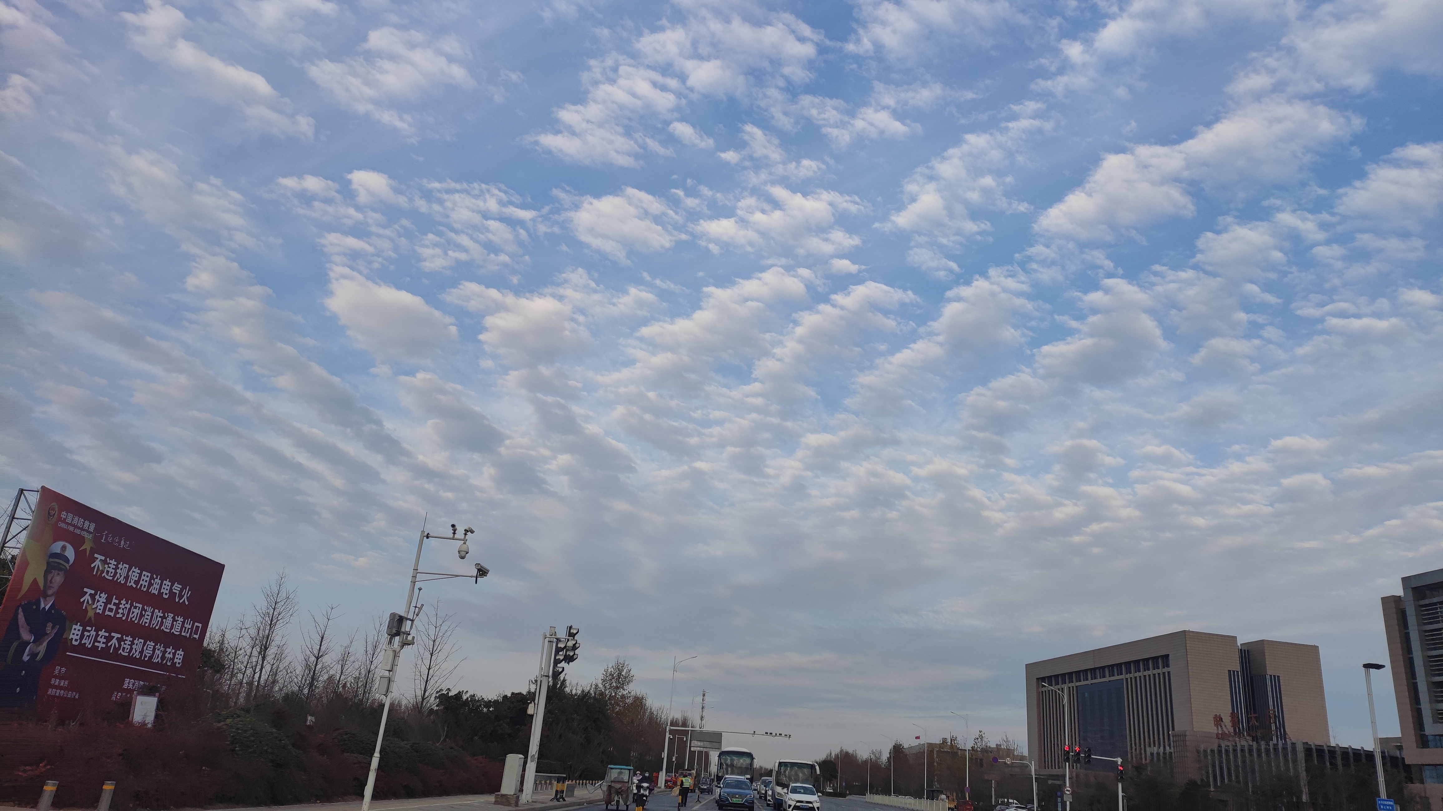 郑州富士康第二次返费起因,郑州富士康高返费怎么算