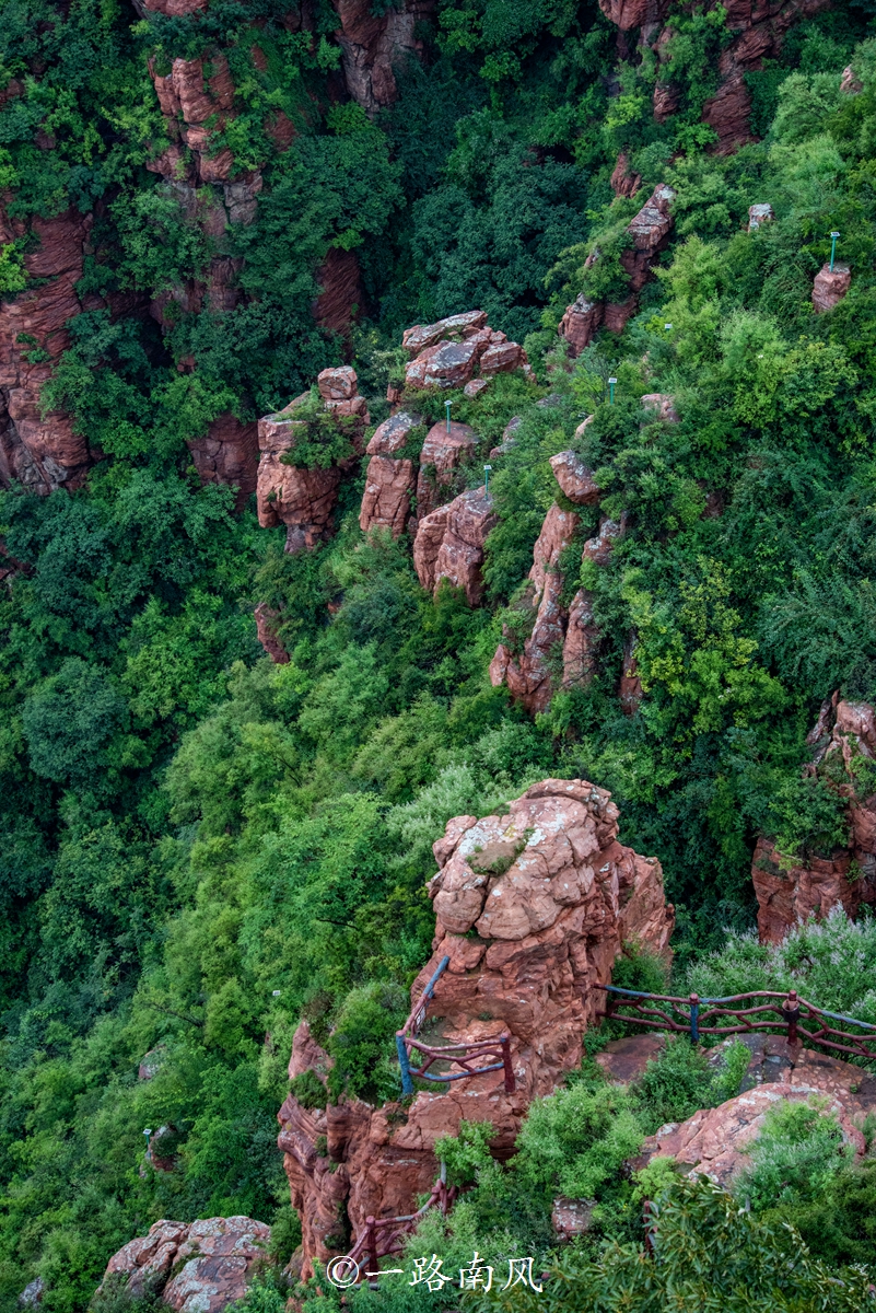 郑州伏羲山悬崖酒店,有创意的悬崖酒店