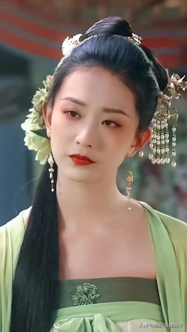 雪中悍刀行童颜老怪,雪中悍刀行鱼幼薇身旁老者