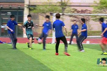 关晓彤鹿晗球场,鹿晗为关晓彤建了俱乐部吗