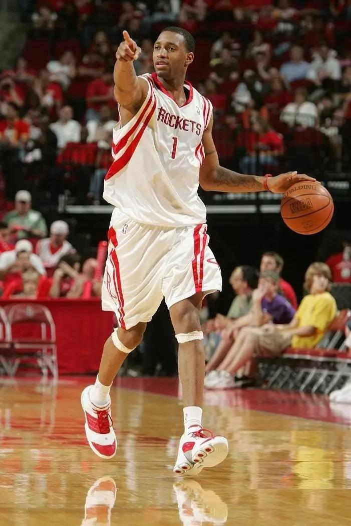 阿里纳斯篮球鞋回归,阿里纳斯篮球鞋纯黑