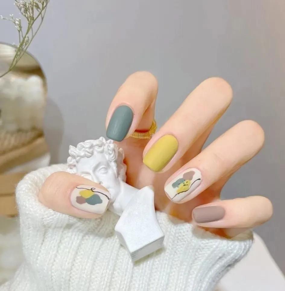 2022春款美甲款式热门,新年美甲款式2022虎年美甲长款