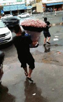 昨晚上喝多了把这个扛回了家，现在酒醒了，我该怎么办？