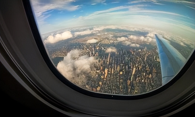 6个孩子每人配一个保姆，这位宝妈好奢侈，嫁亿万富豪住千平豪宅