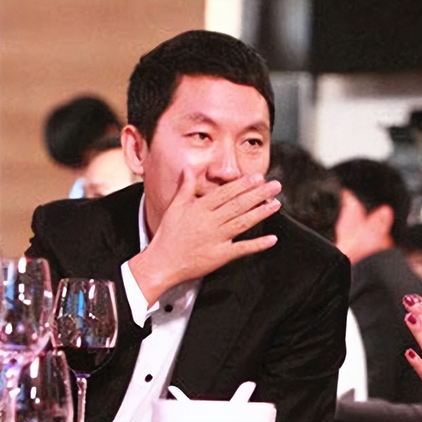 李小冉和鄢颇交往时间,鄢颇与李小冉