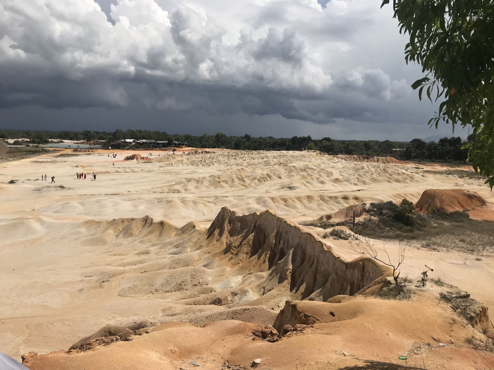 如何度过买房困难时期,普通人买房最好的方式