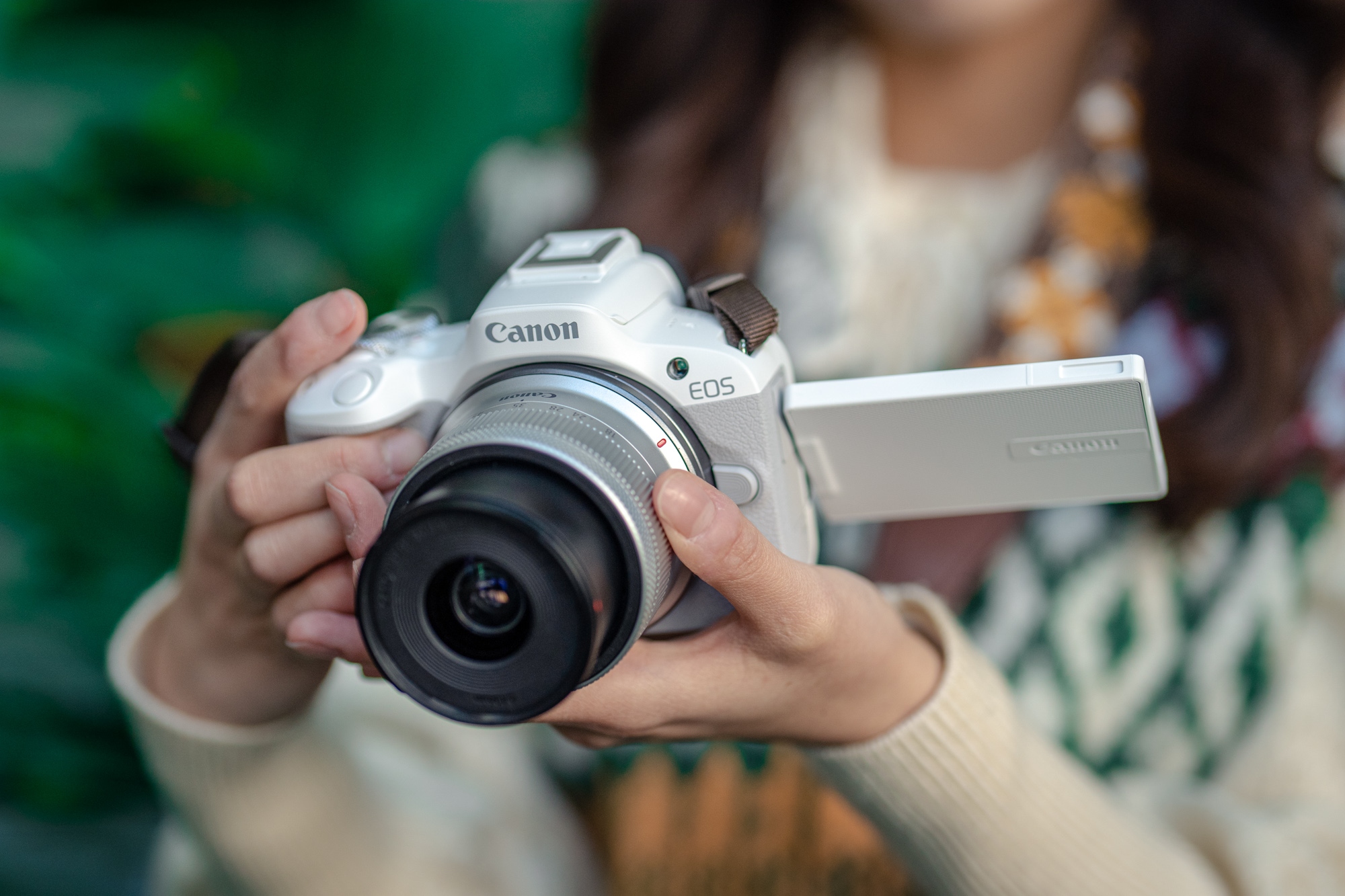 eos佳能轻便小巧,佳能微型相机eos