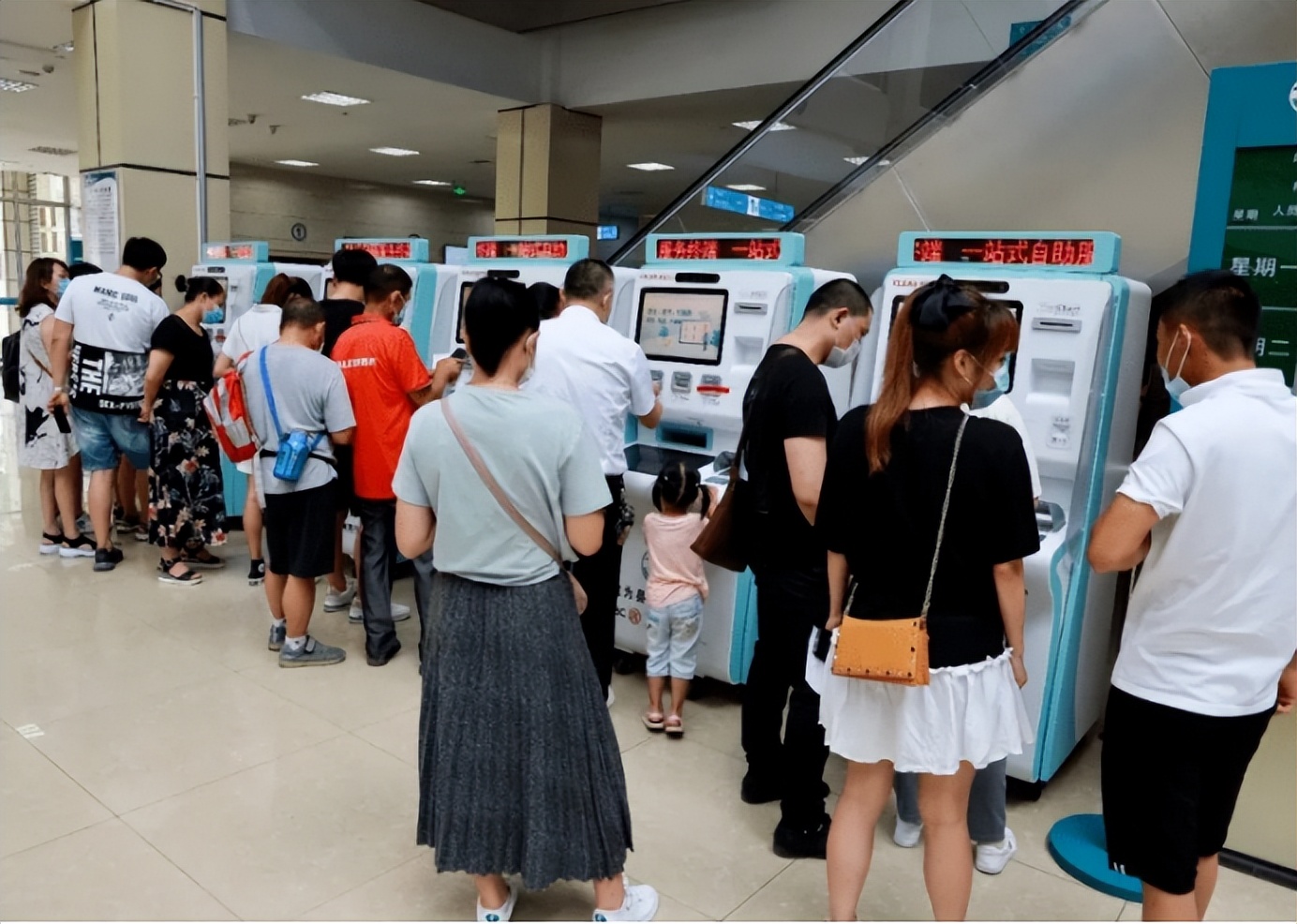 现在得了新冠治疗费用,患新冠肺炎费用谁承担