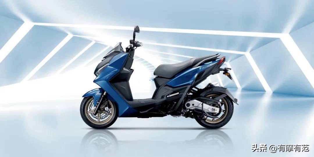 踏板摩托车适合长途旅行吗,长途摩旅250踏板摩托车推荐