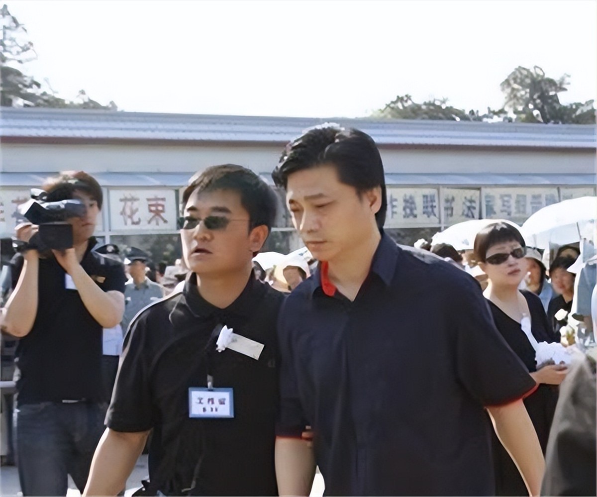 罗京儿子名字由来,罗京的儿子名字