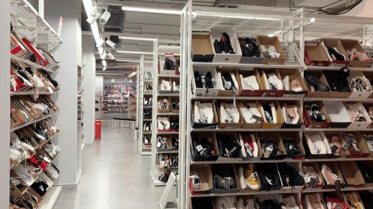 实探帝都网红仓储折扣店，家居、化妆品、白菜价大牌服饰全都有