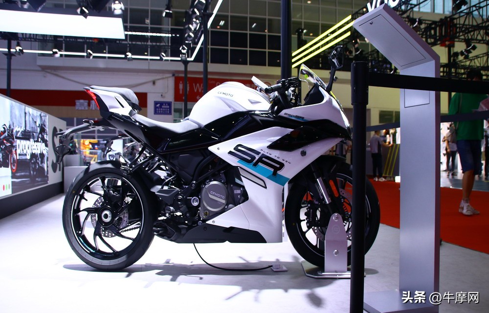 春风1250tr-g国外售价,2022款春风1250tr-g怎么样