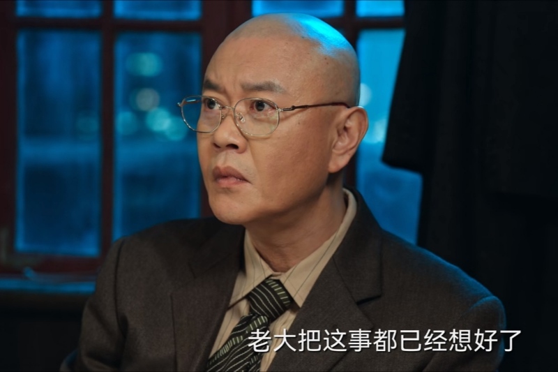 《风吹半夏》看到裘毕正翻脸，才懂谢金宝为何与冯遇“闪婚闪离”