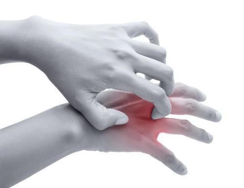 急性*麻疹荨**是怎么引起的，会传染吗？