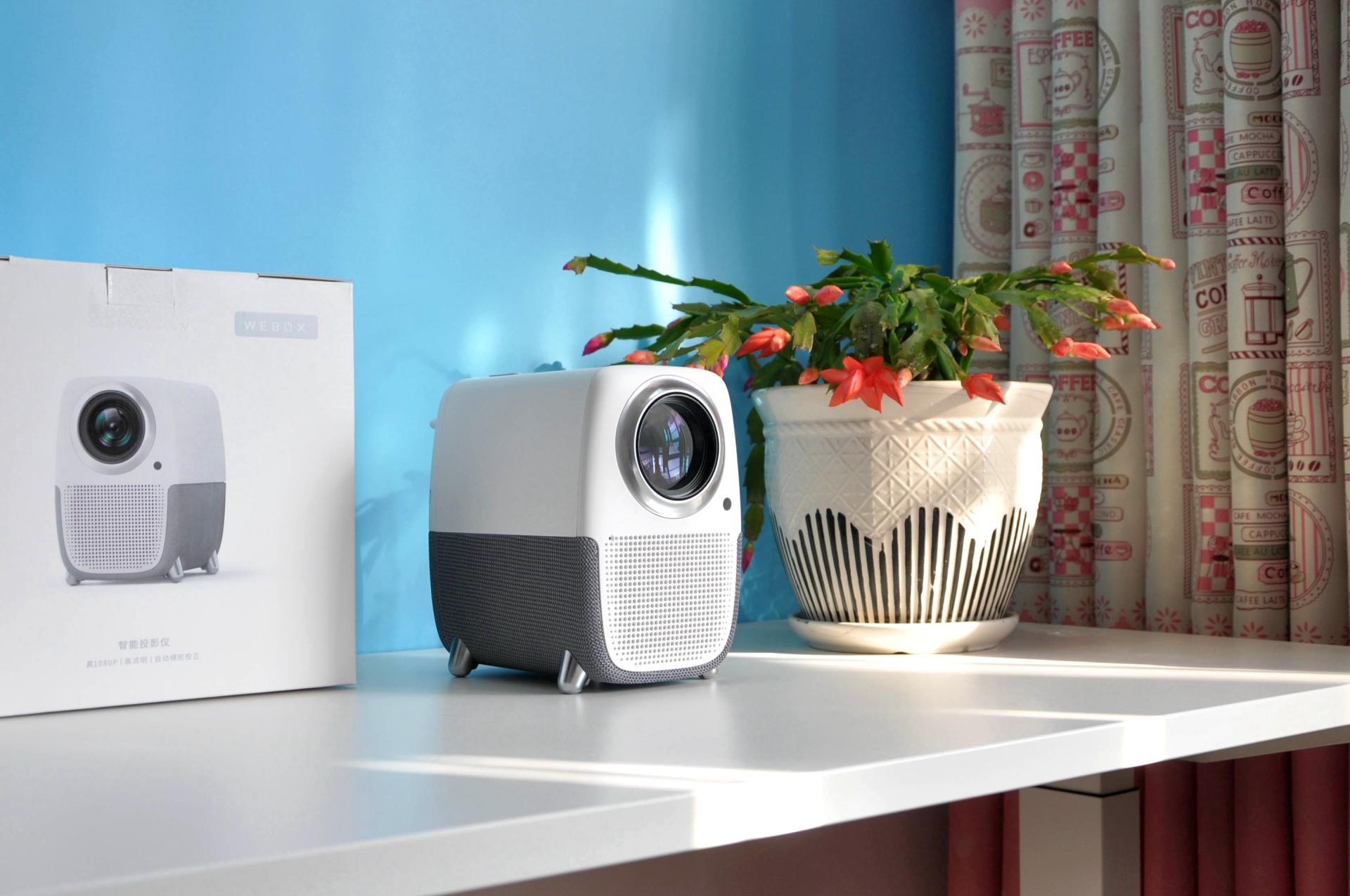 泰捷WEBOXT1投影仪测评,泰捷weboxt1投影仪和m6哪个好