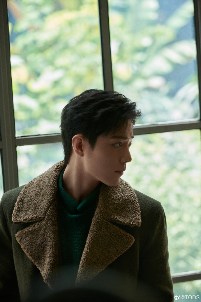 肖战把自己活成了自己的理想型,肖战把自己活成魏无羡吗