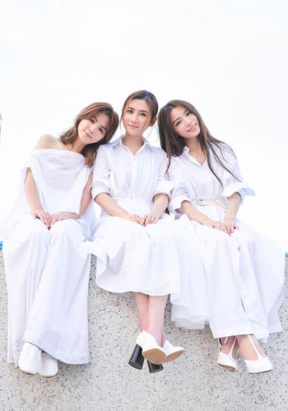 selina张承中恋爱过程,selina前夫张承中分手新闻