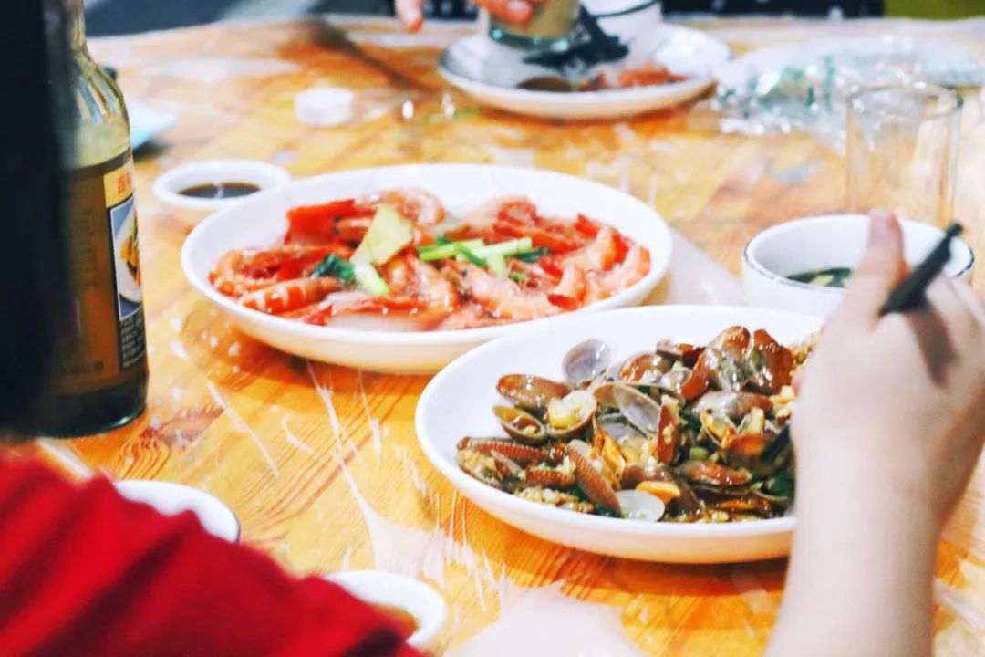 两天一夜嗨吃15顿，这座小城真把人香迷糊了