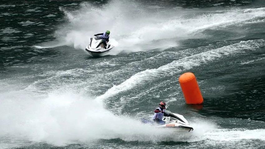 水上运动摩托艇视频,摩托艇冲浪运动