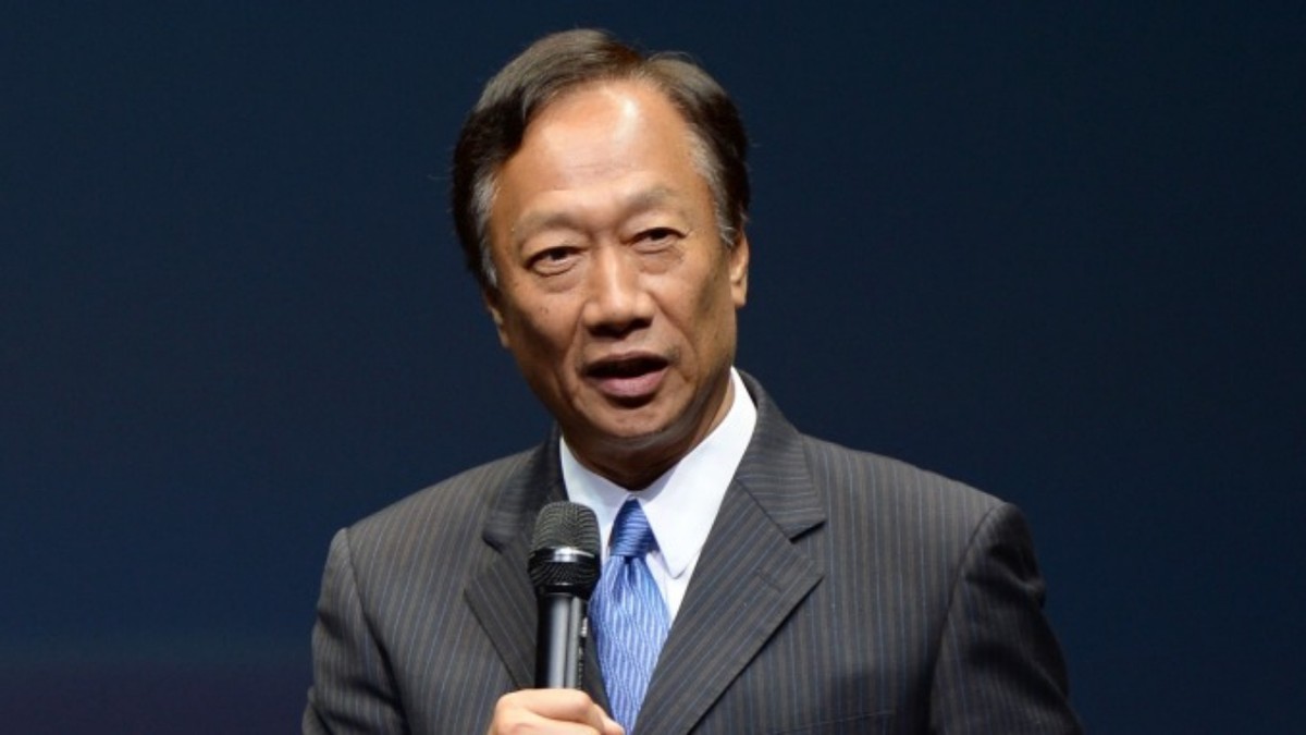 蔡英文拟用“*独台**”身份购疫苗,国民*党**指控其犯罪,郭台铭揭内幕