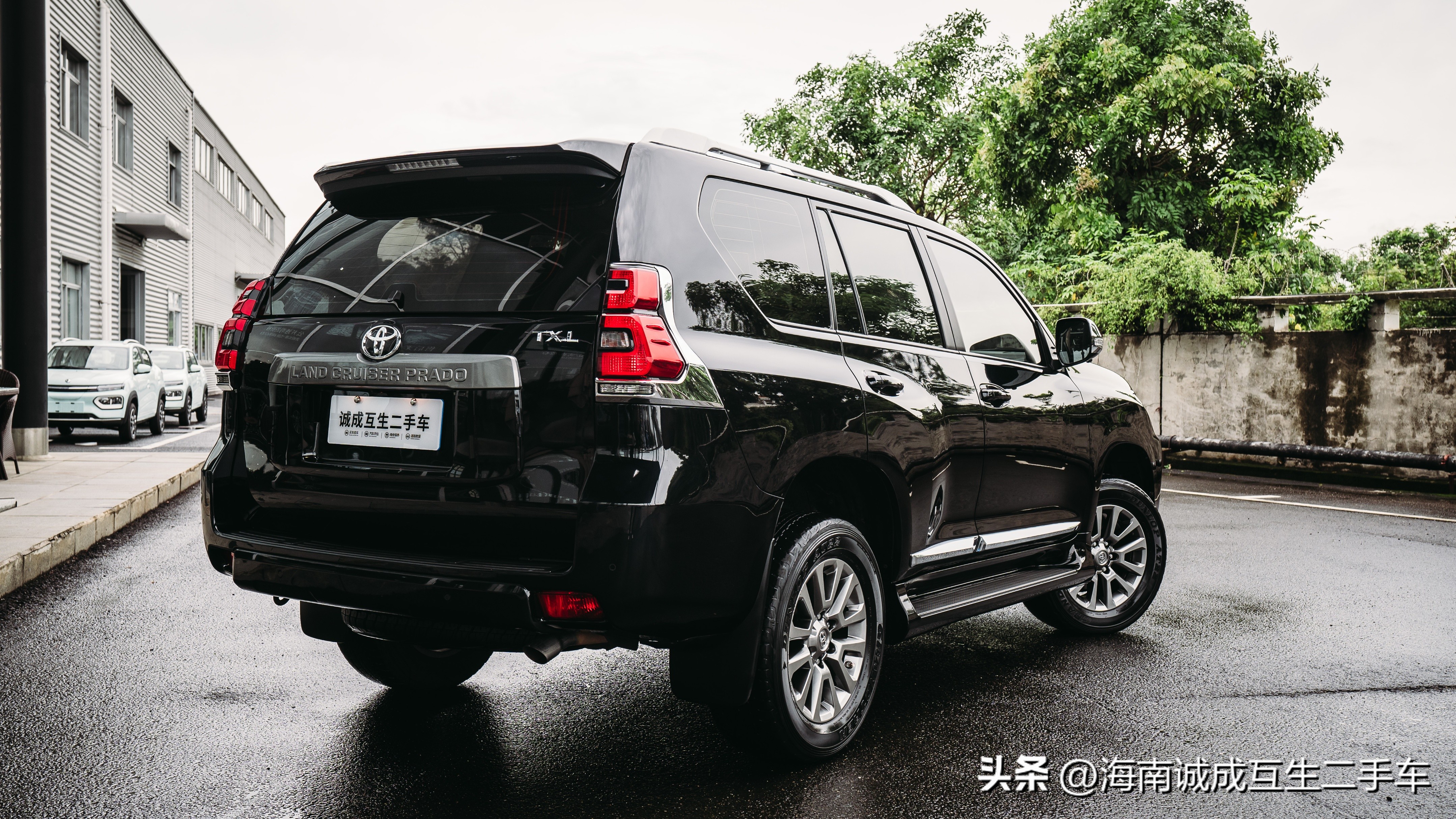 2024款丰田普拉多中东版,18款丰田普拉多中东版4.0顶配