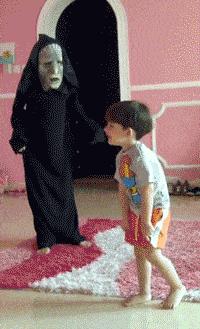 妹子东西丢了怎么回答,女生说她的东西丢了我该怎么回