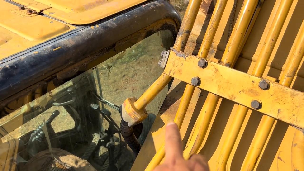 卡特320d精品,卡特320d如何分进口还是国产