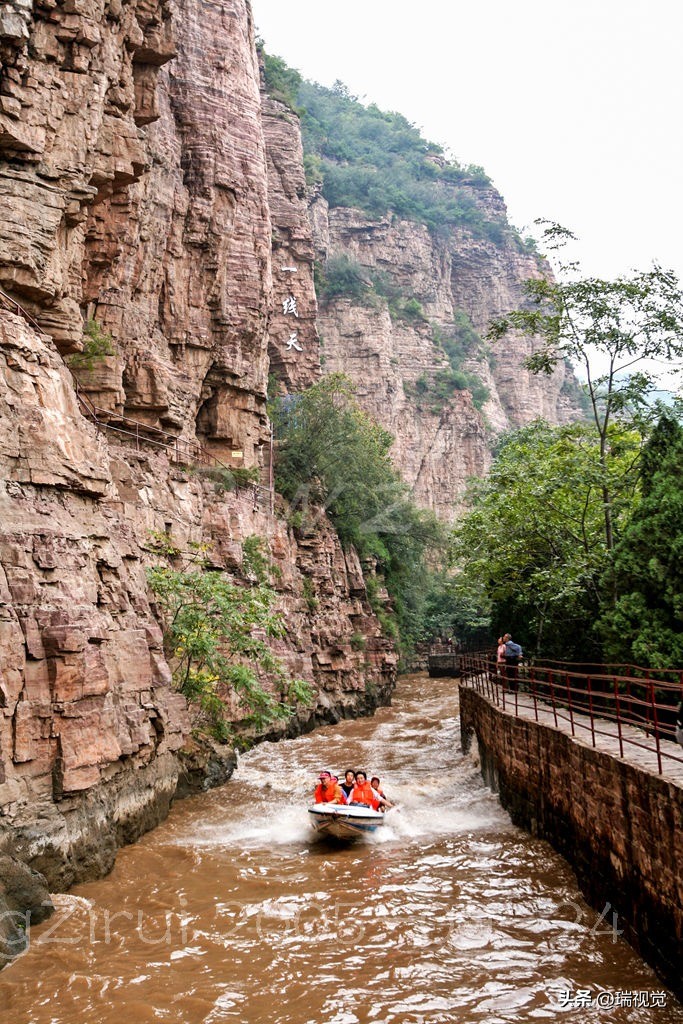 人工天河红旗渠是如何修建的,红旗渠人间十大奇迹
