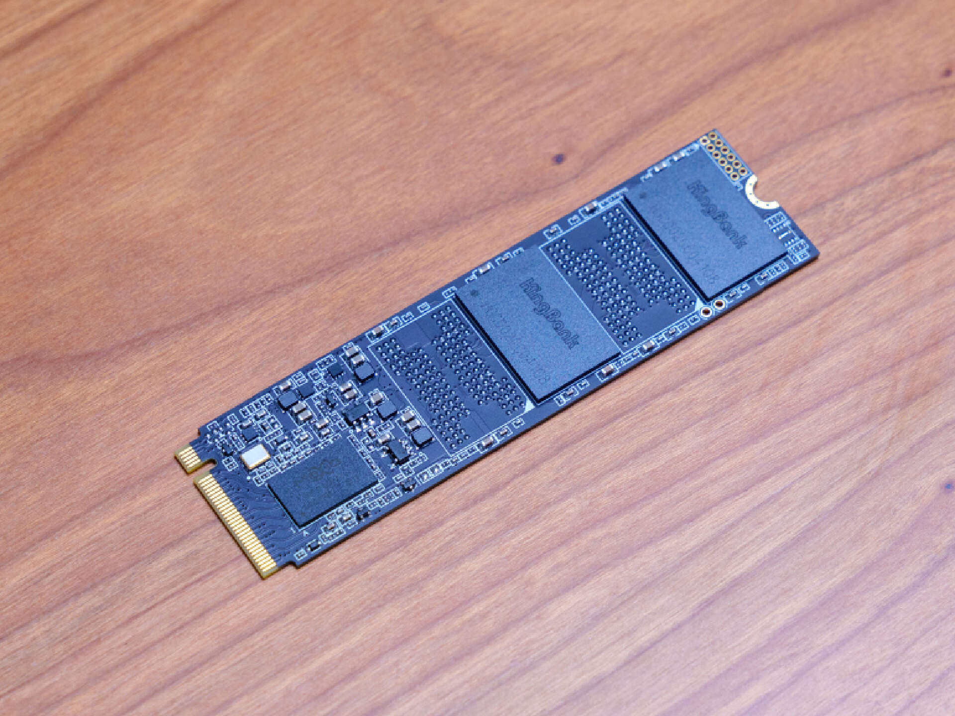 200多元的PCIe4.0中速SSD值得买吗？金百达KP260Pro详细测试报告