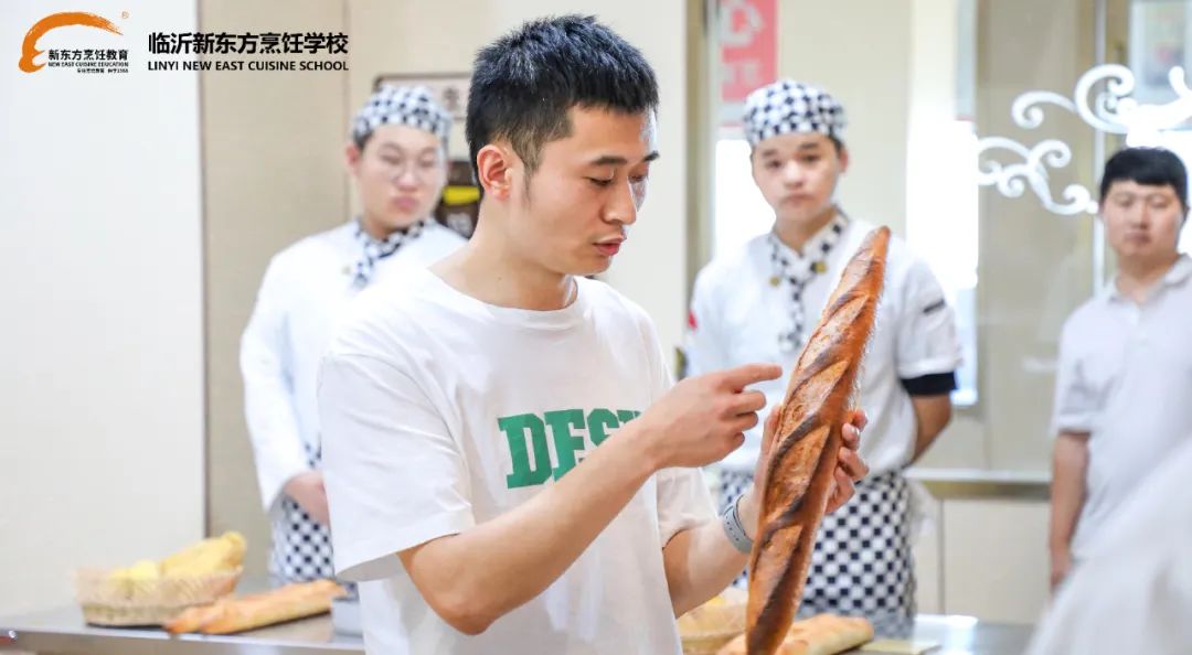 华润万家走进临沂新东方烹饪学校选拔人才，校企合作优质就业