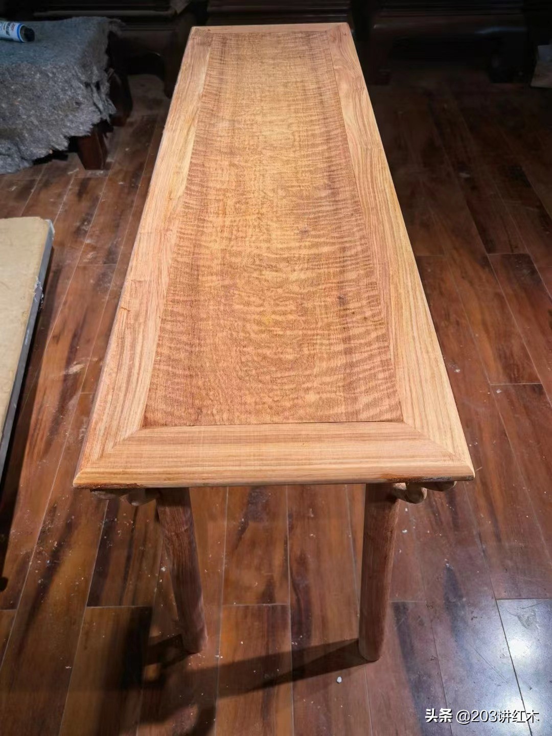 缅甸花梨木对身体有什么好处,缅甸花梨有香味对身体有好处吗