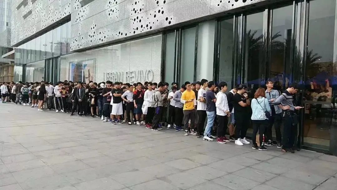 nike和adidas都主打什么,nikeadidas现在怎么样了