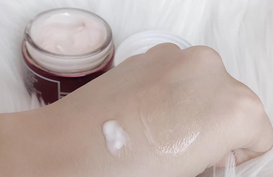 “千元级”的高端面霜怎么选？兰蔻美白提亮，资生堂紧致抗老