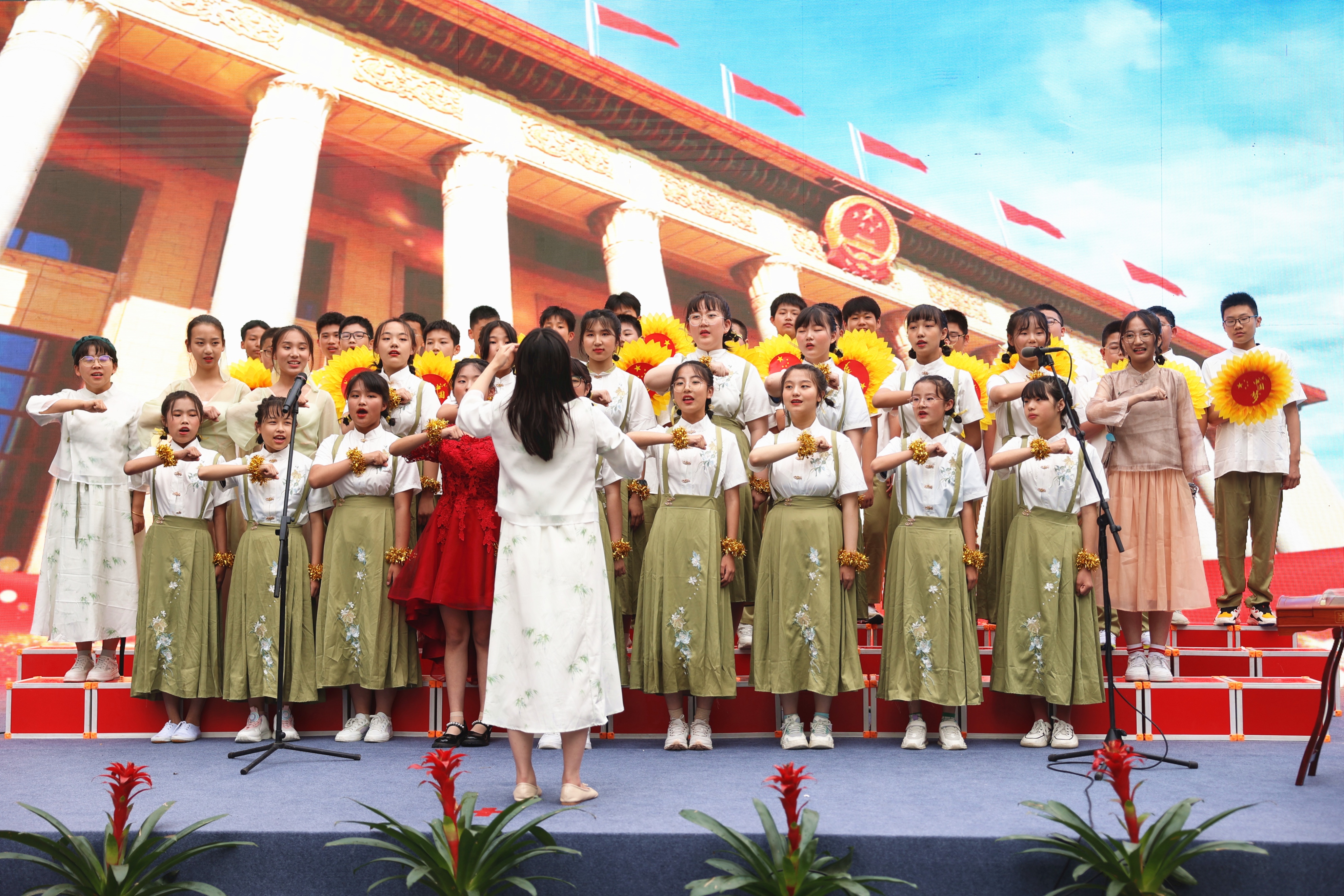 校园秒变创意大“秀场”！看浐灞欧亚中学师生，如何玩转体育艺术文化节