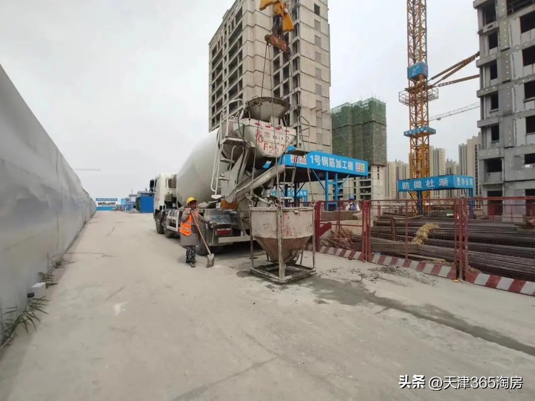 融创复工楼盘,天津融创精彩天地商业项目复工