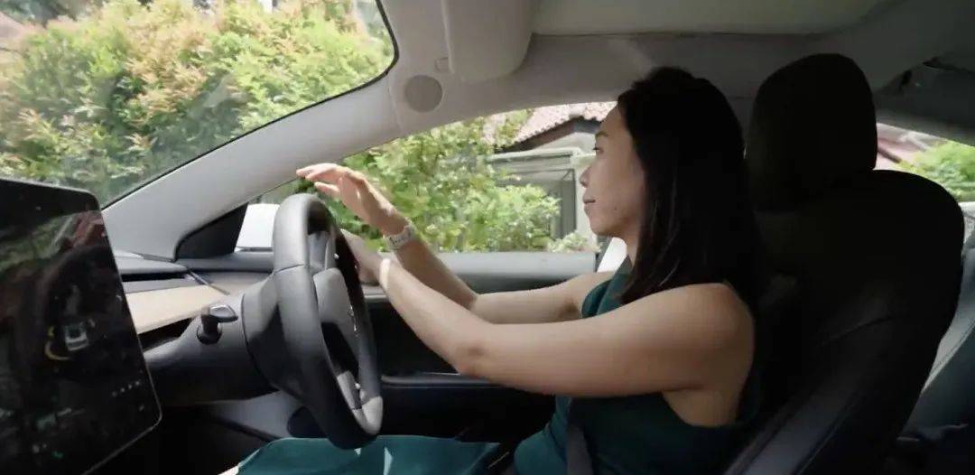 鐗规柉鎷夊箍鍛婄墖,鐗规柉鎷夊搧鐗屽舰璞″箍鍛婄墖