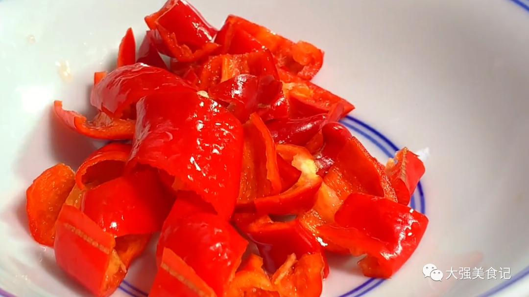 三种带青霉素的菜建议中老年人吃,提升免疫力这4种菜要多吃