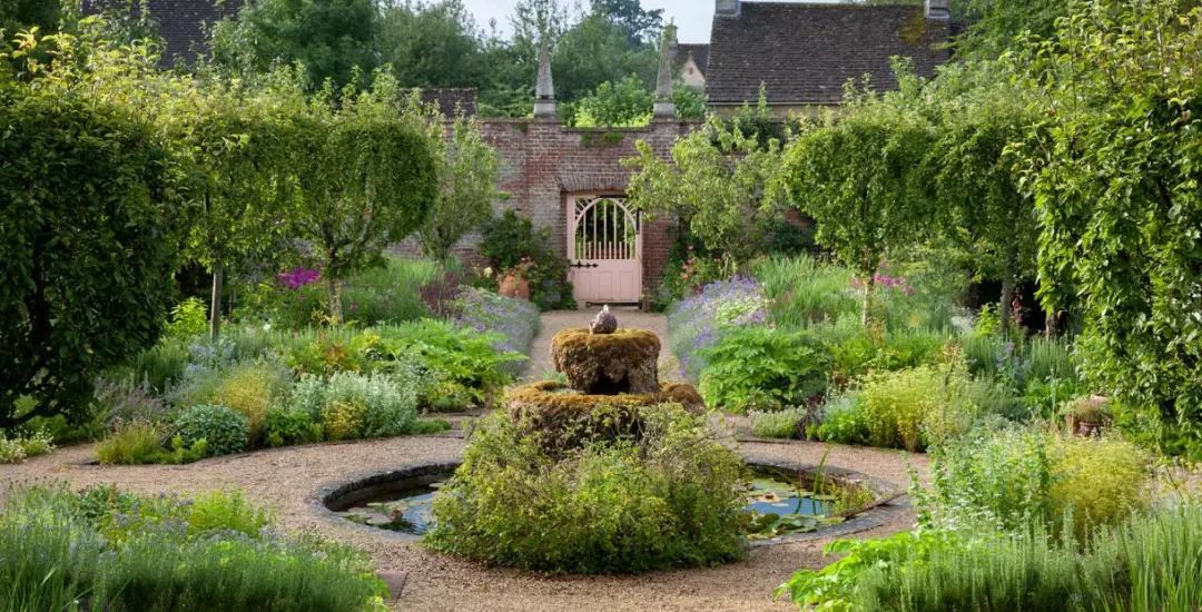 十九世纪前的俄中外交及贸易关系,18世纪世界贸易变化的影响