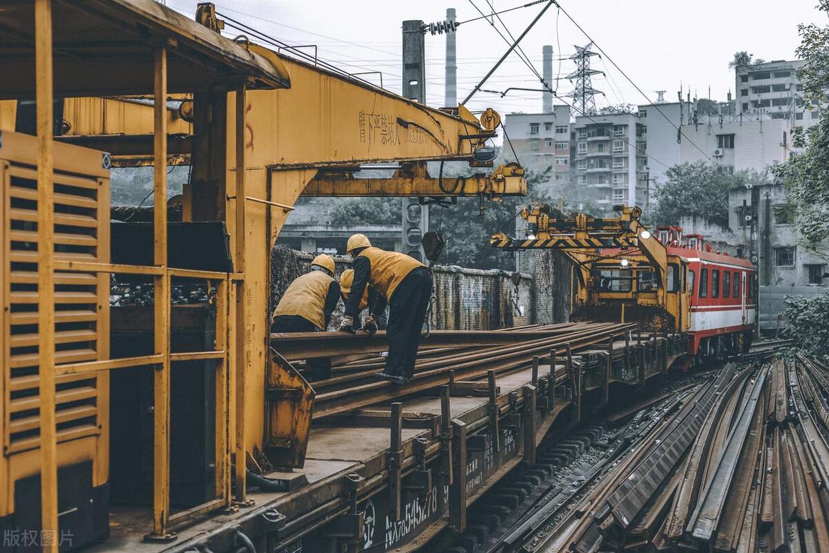 被德国敲竹杠，嘲100年造不出，年轻女总工让中国盾构机扬眉吐气